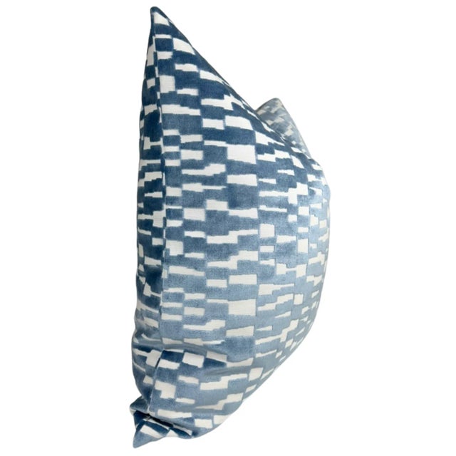 Modern Blue Mod Velvet Pillow Cover, 22x22 Pillow For Sale - Image 3 of 3