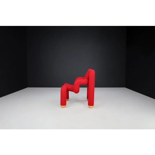 Gold Postmodern Chair in Original Red Fabric attributed to Terje Ekstrom, Norway, 1984 For Sale - Image 8 of 10