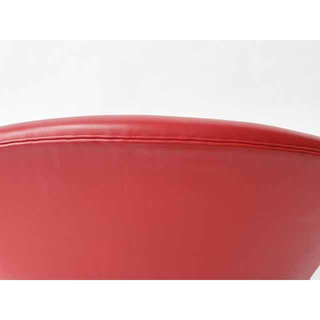 Swan Chair from Fritz Hansen, 2013 For Sale - Image 15 of 15