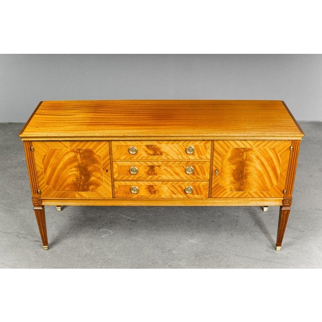 Wood English Style Sideboard in Mahogany For Sale - Image 7 of 14