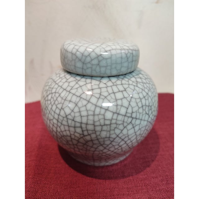 Chinese Ceramic Pot Guan Ware Crackle Glaze Celadon Tea Jar For Sale - Image 4 of 11