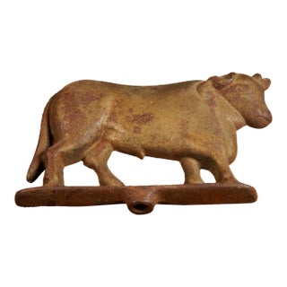 Late 19th Century Cast Iron Butcher's Rack Crest - Cow Motif For Sale
