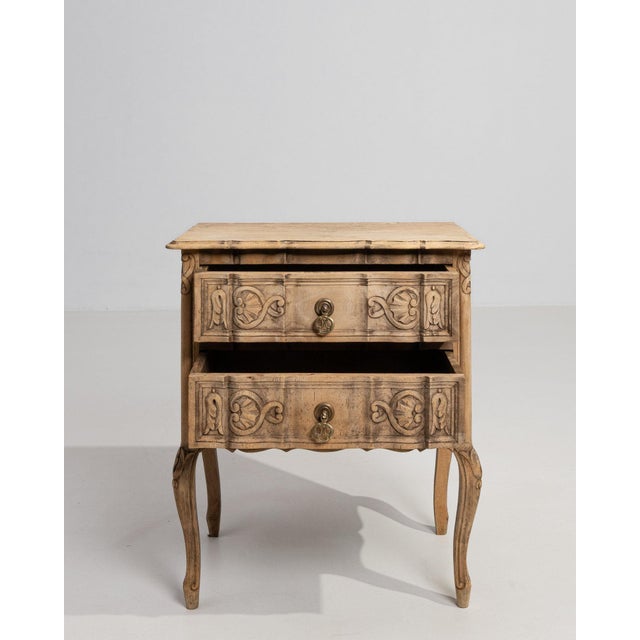 Mid 20th Century France Louis XV Amber Wood Chests of Drawers For Sale - Image 4 of 10