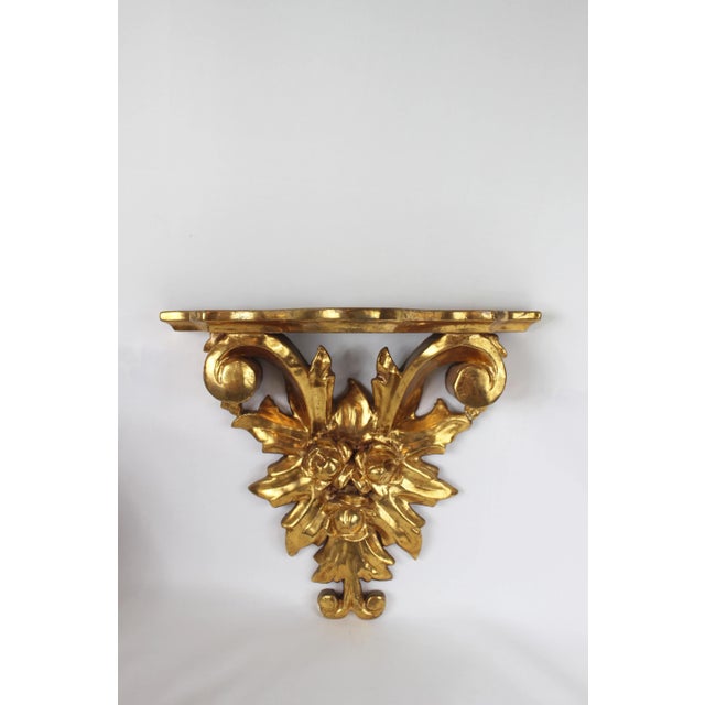 Wood Italian Rococo Style Carved Floral Gilt Wood Wall Bracket For Sale - Image 7 of 7