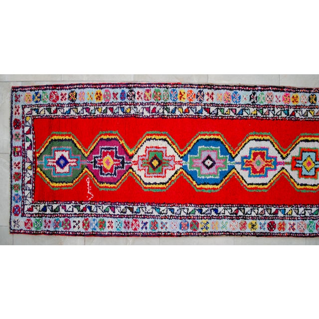 Turkish Hand-Knotted Runner Rug Bold Colors Hallway Rug - 2′8″ × 11′9″ For Sale - Image 10 of 14