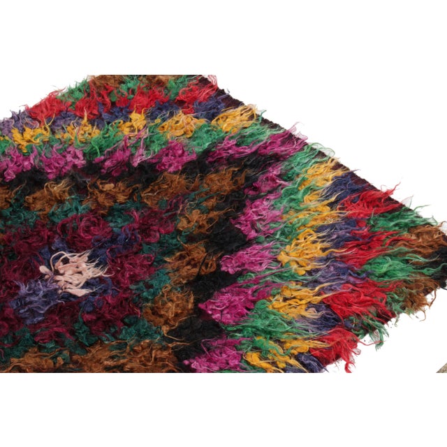 1950s 1950s Vintage Tulu Rug in Multicolor Geometric Pattern, Shag Pile For Sale - Image 5 of 7