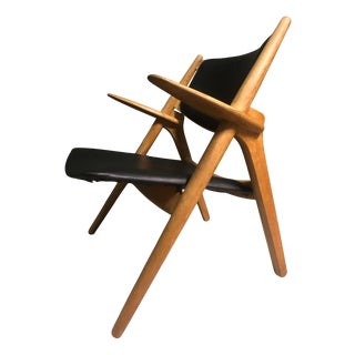 CH28 Sawbuck Lounge Chair by Hans Wegner for Carl Hansen & Søn, 1950s For Sale