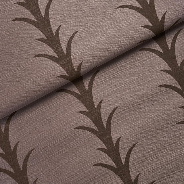 Schumacher SAMPLE - Schumacher x Celerie Kemble Acanthus Stripe Sisal Wallpaper In Mocha For Sale - Image 4 of 4