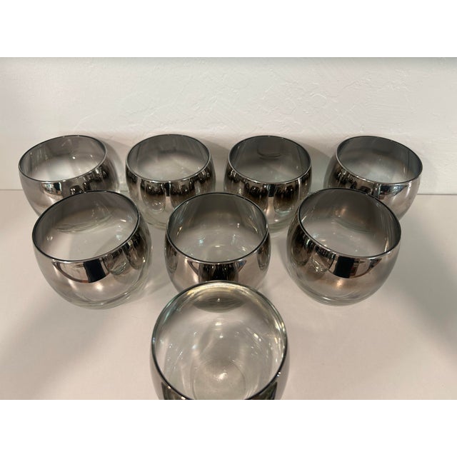 Mid Century Modern Set of 8 Dorothy Thorpe Atomic Roly Poly Glasses With Metal Carrier For Sale - Image 11 of 12