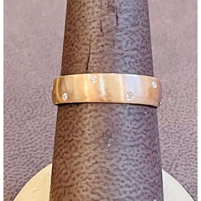 12 Flush Set Bezel Diamond Eternity Wedding Band in 14 Karat Yellow Gold For Sale - Image 18 of 18