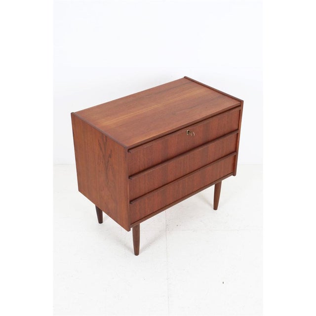 Mid-Century Modern Danish Teak Chest of Drawers, 1960s For Sale - Image 4 of 18