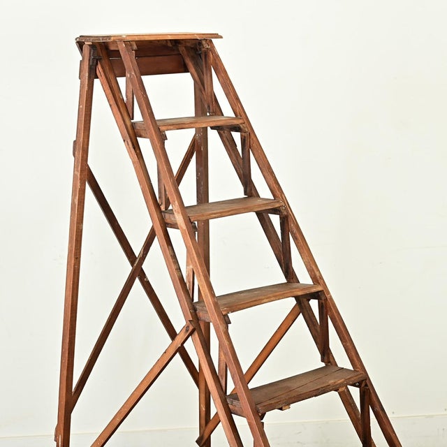 French 20th Century Oak Library Stairs For Sale In Baton Rouge - Image 6 of 12