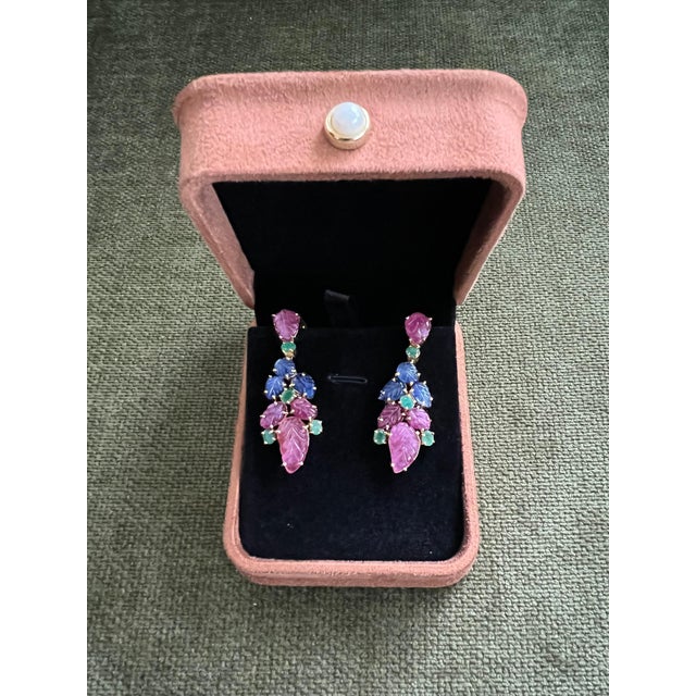 Metal Bochic “Orient” Emerald, Ruby & Multi Sapphire Earrings Set 18K Gold&Silver, 2 pieces For Sale - Image 7 of 10