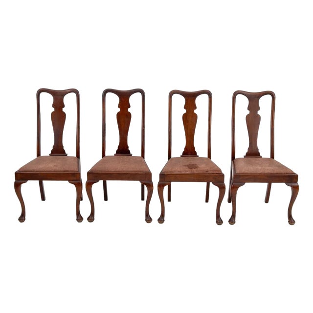 Queen Anne Style Walnut Dining Chairs, 4 For Sale