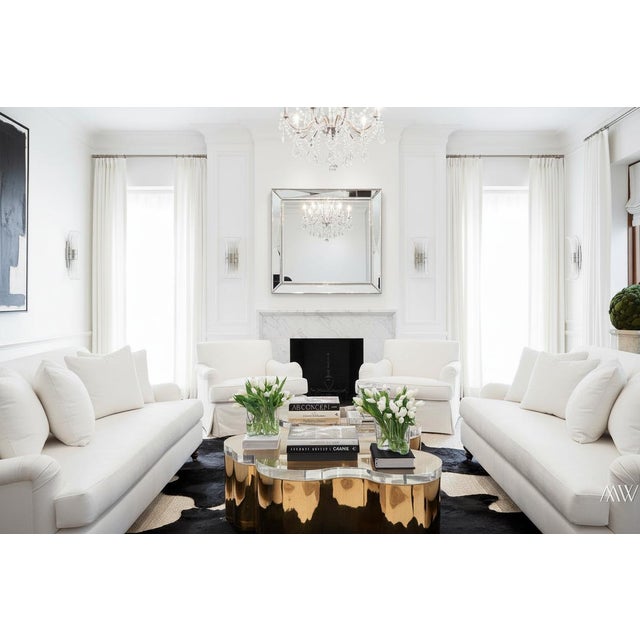 The New Set of 2 Luca Coffee Tables in Gold With Acrylic Top For Sale - Image 4 of 10