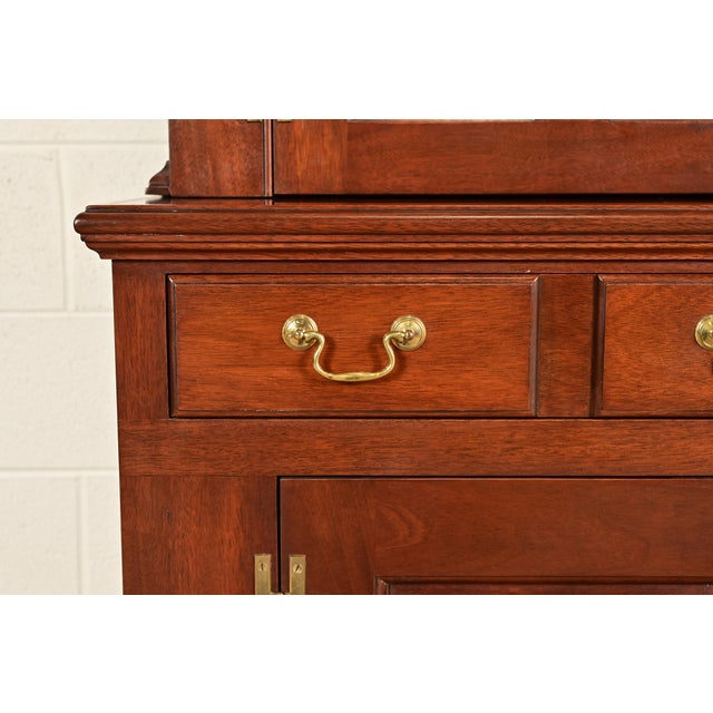 Kittinger Georgian Carved Mahogany Breakfront Bookcase Cabinet For Sale - Image 13 of 18