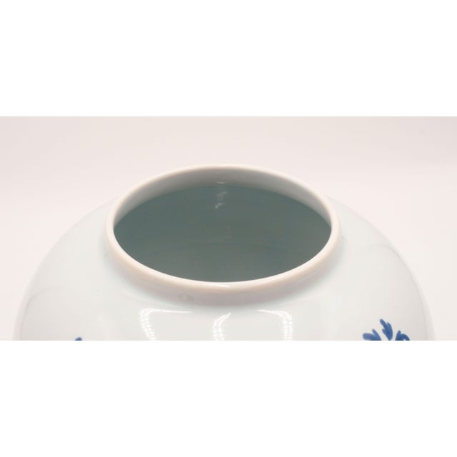 Ceramic Pair of Royal Delft Maryland Tobacco Jars With Brass Lids For Sale - Image 7 of 12