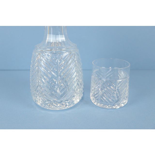 Traditional Late 20th Century Ralph Lauren Crystal Herringbone Carafe and Tumbler Set For Sale - Image 3 of 4