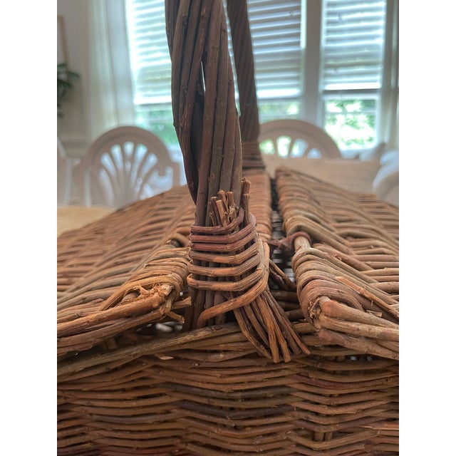 Vintage English-Style Split-Lid Willow Basket For Sale - Image 9 of 14