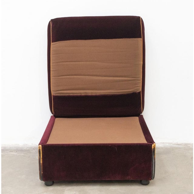 Cassina Cassina Duc Pouf in Burgundy Velvet, Designed by Mario Bellini, 1970s, Italy For Sale - Image 4 of 9