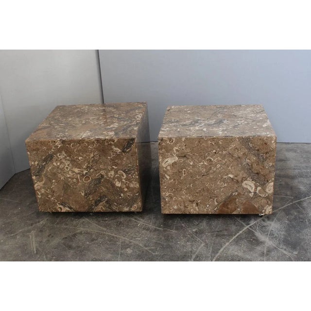 Italian Marble Side Tables with Wheels from Bufalini Marmi, 1970s, Set of 2 For Sale - Image 4 of 7