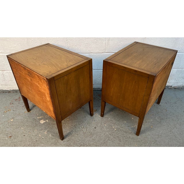 Mid-Century Modern Walnut Nightstands, Pair For Sale In New York - Image 6 of 14