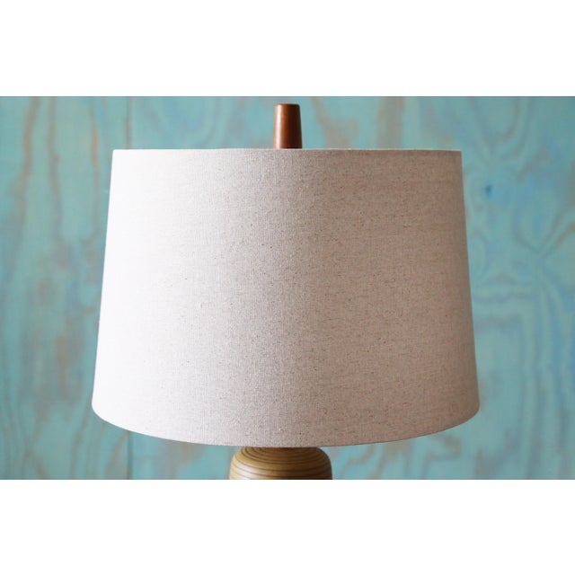 1960s Pair of Jane and Gordon Martz Table Lamps M41 Marshall Studios Yellow With White Decoration For Sale - Image 10 of 14
