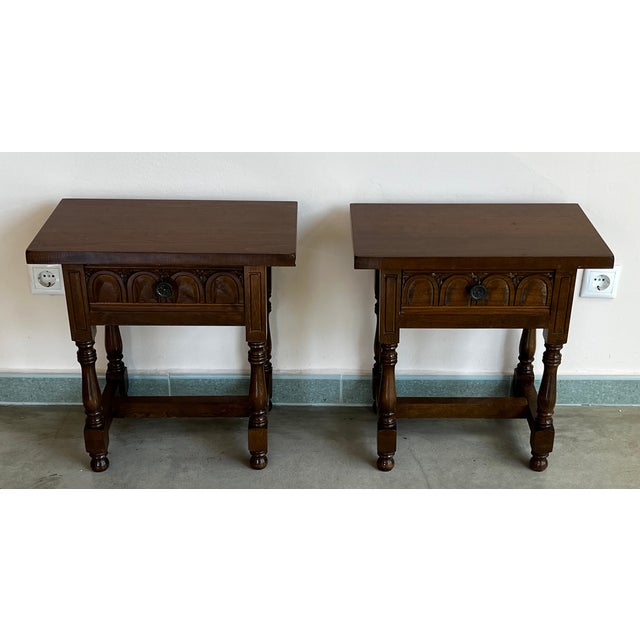 Spanish 20th Century Pair of Spanish Nightstands With Drawer and Iron Hardware For Sale - Image 3 of 9