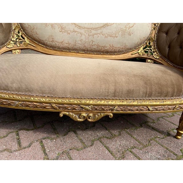 1900s French Louis XVI Gilt Beech Settee in Tan Velvet For Sale - Image 6 of 12