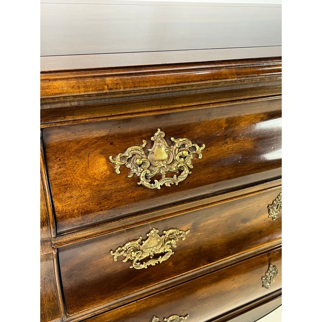 Late 20th Century Henredon Viennese/French Provincial Bombe Chest or Commode For Sale - Image 12 of 16