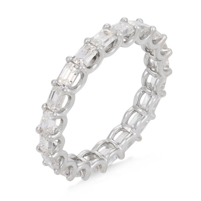 2010s Lugano 2.00 Carat Diamond 18k White Gold Eternity Band, Size 6.25 For Sale - Image 5 of 6