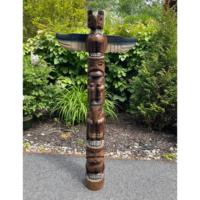 Wood Vintage Pacific Northwest Coast of North America Totem Pole For Sale - Image 7 of 9