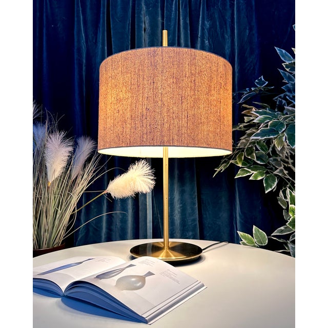 1960s Large Minimalist Table Lamp in Brass and Wild Silk from Staff Leuchten, 1960s For Sale - Image 5 of 18
