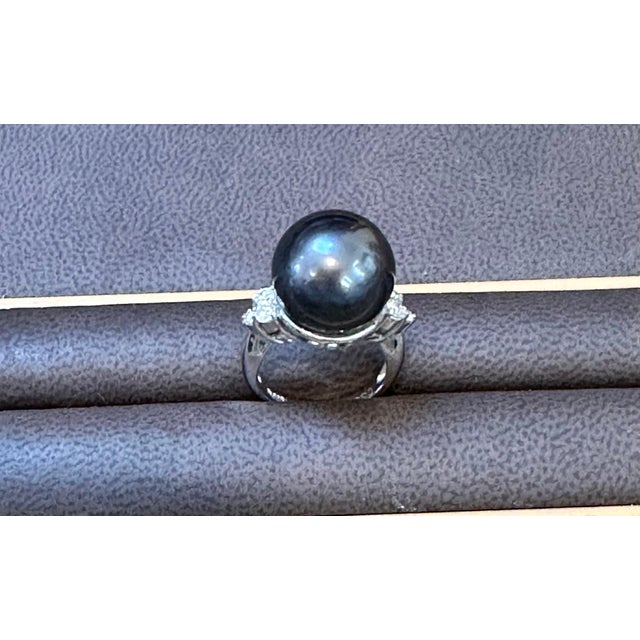 15MM Round Black Tahitian Pearl & Diamond Platinum Ring Size 5.5 For Sale - Image 4 of 18