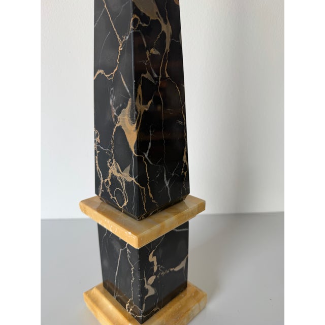 Hollywood Regency Vintage Italian Portoro Marble & Honey Onyx Obelisk, Made in Italy For Sale - Image 3 of 12