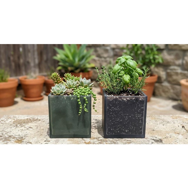 Pair Vintage Martha Sturdy Resin Cube Charcoal Grey Vases For Sale - Image 12 of 12