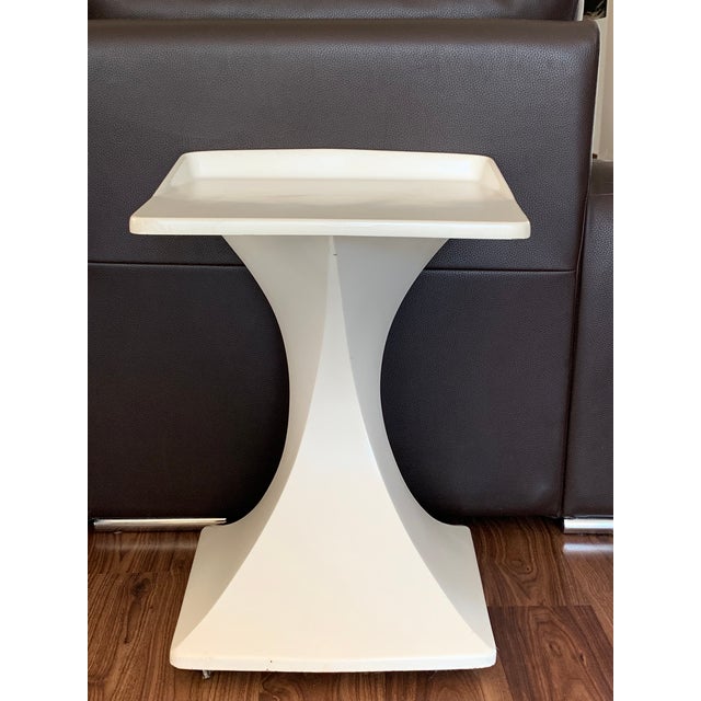 Italian Midcentury Pedestal Side Table in Vintage White With Wheels For Sale - Image 6 of 10