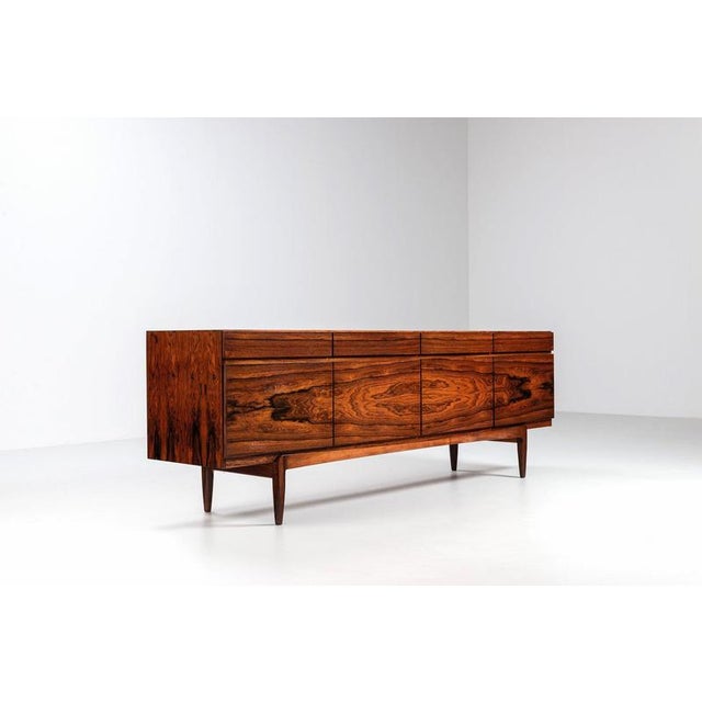 FA-66 Sideboard in Rosewood by Ib Kofod-Larsen for Faarup, Denmark, 1960 For Sale - Image 3 of 18