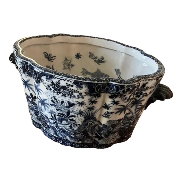 20th Century Chinese Blue and White Footbath For Sale