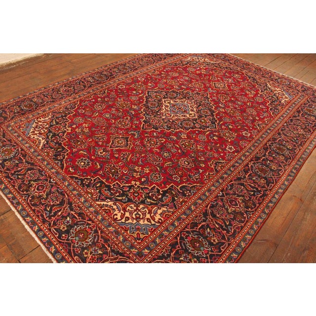 Middle Eastern Rug in Wool For Sale - Image 9 of 10