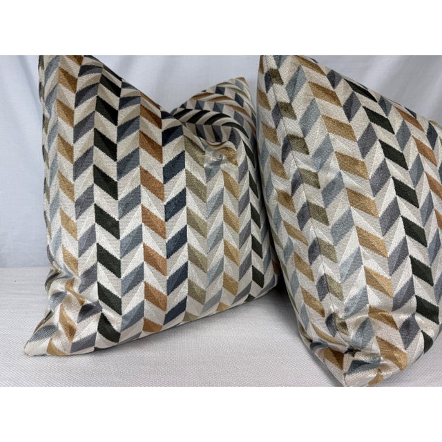 Transitional Romo "Katori" in Tamarind 22" Pillows- A Pair For Sale - Image 3 of 3