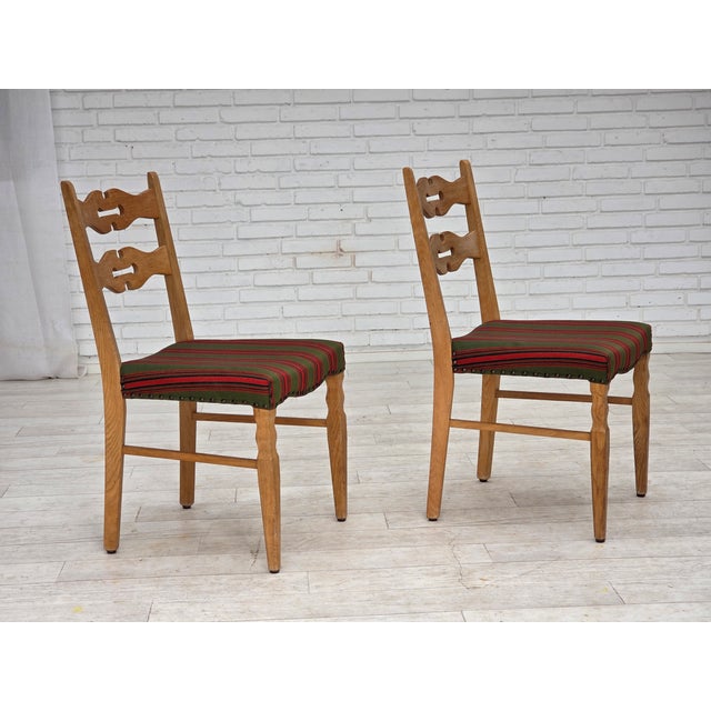 1970s, set of 2 Danish dining chairs. Original green furniture wool, solid oak wood. Original very good condition: no...