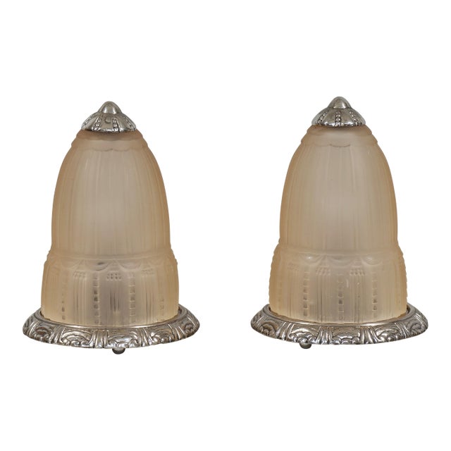 Pair of 1920s French Art Deco Muller Freres Peach Frosted Glass & Nickeled Bronze Lamps For Sale