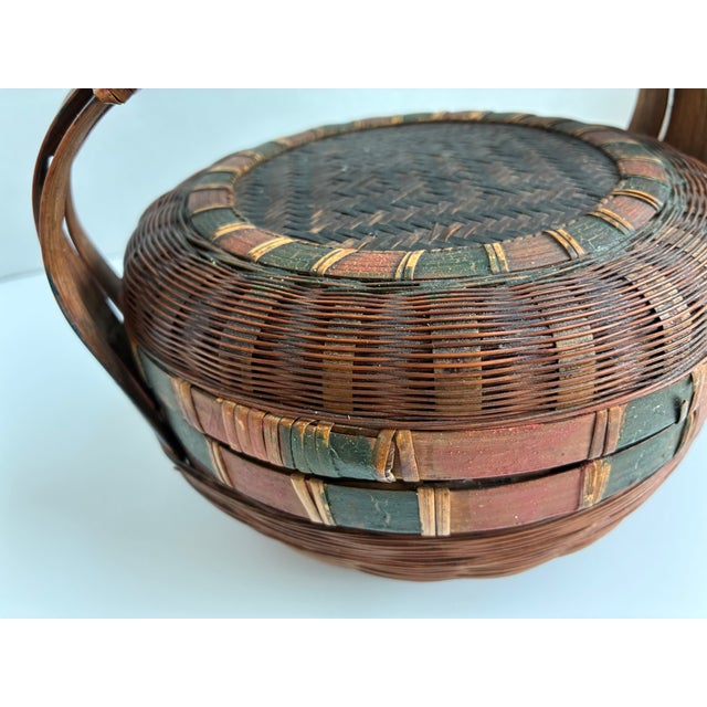 Antique Chinese Rattan Lidded Sewing Basket Asian Decor For Sale - Image 4 of 13