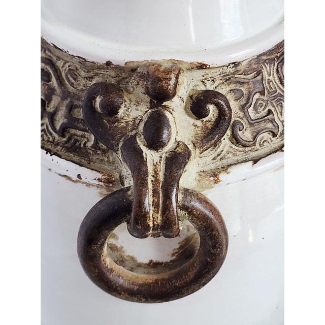 Mid Century Ugo Zaccagnini Pottery Table Lamps-a Pair For Sale - Image 11 of 17
