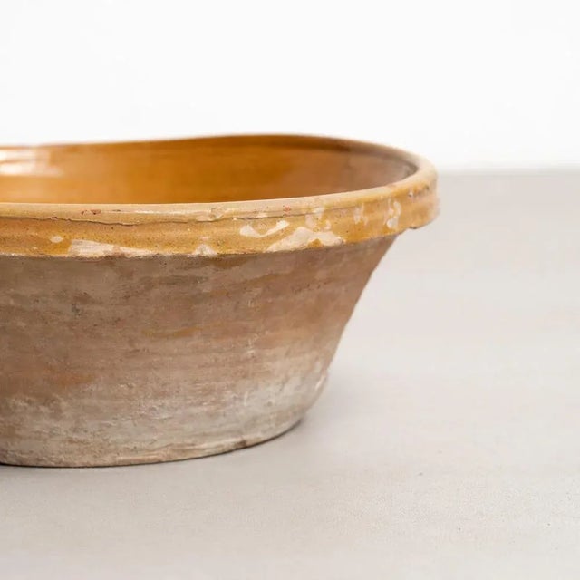 Gold Early 20th Century Rustic Ceramic Plate Vase, 1940s For Sale - Image 8 of 12