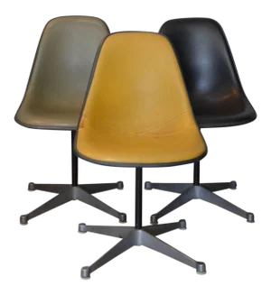 1960s Vintage Swiveling Chairs by Eames for Herman Miller- Set of 3