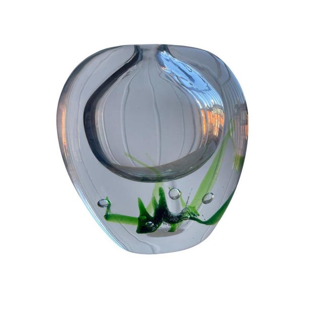 1960s Seaweed Vase attributed to Vicke Lindstrand for Kosta, 1960 For Sale - Image 5 of 8