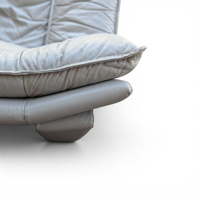 Animal Skin Vintage Nicoletti Italia Postmodern Gray Leather Loveseat, Italy, 1980s For Sale - Image 7 of 11