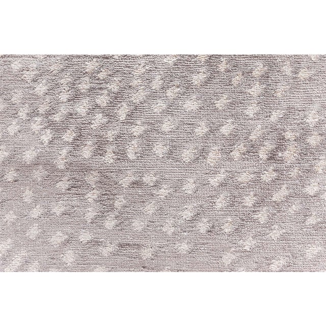 Modern Tibetan 'Lily Design II' Silk Rugby Doris Leslie Blau. Size: 9.0" × 12.0" (274 × 365 cm). This exquisite...